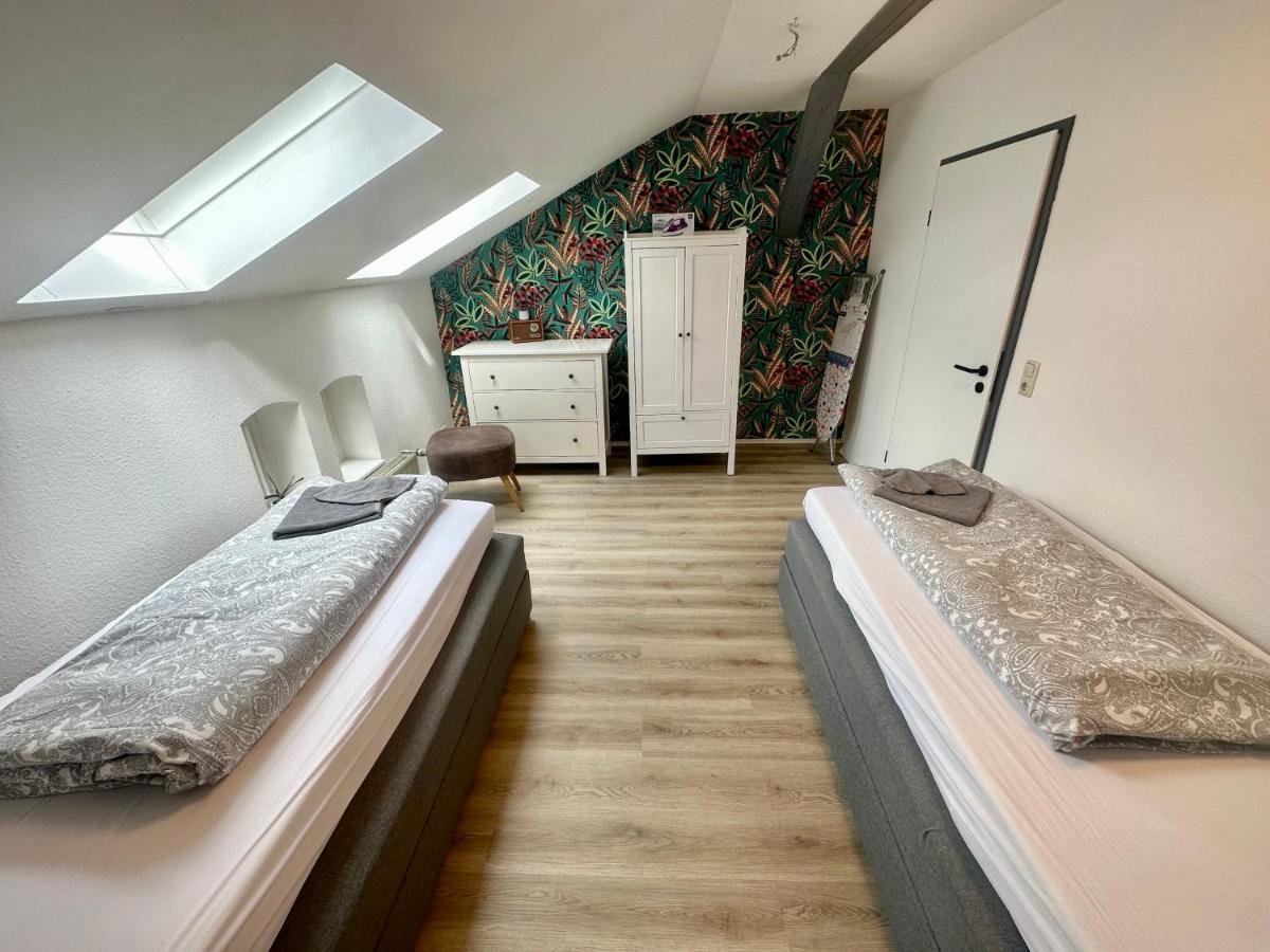 Apartment Zum Bunten Schmetterling Inkl. Parkplatz Erfurt Luaran gambar